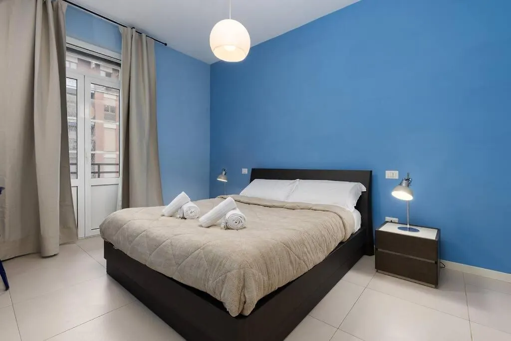Deluxe Suite With Free Wifi And Netflix Milano 0*,